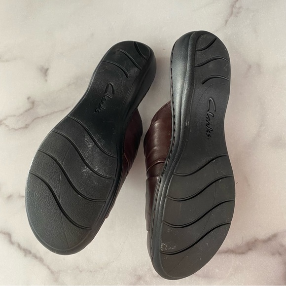 Clarks Brown Leather Mules - Picture 5 of 6